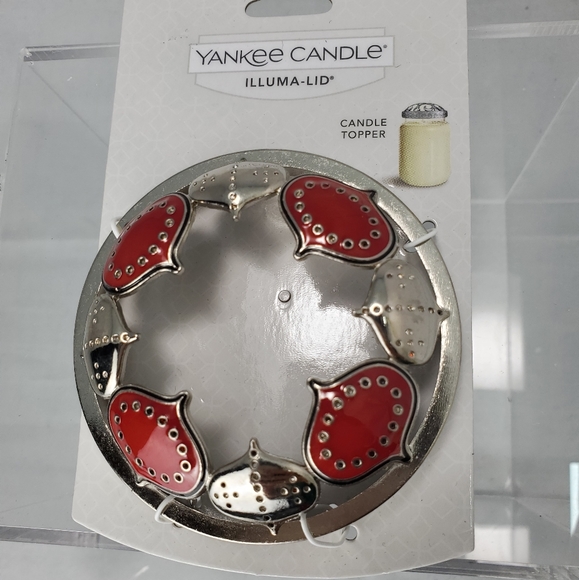 Yankee Candle Accents Yankee Candle Scandinavian Christmas Illuma